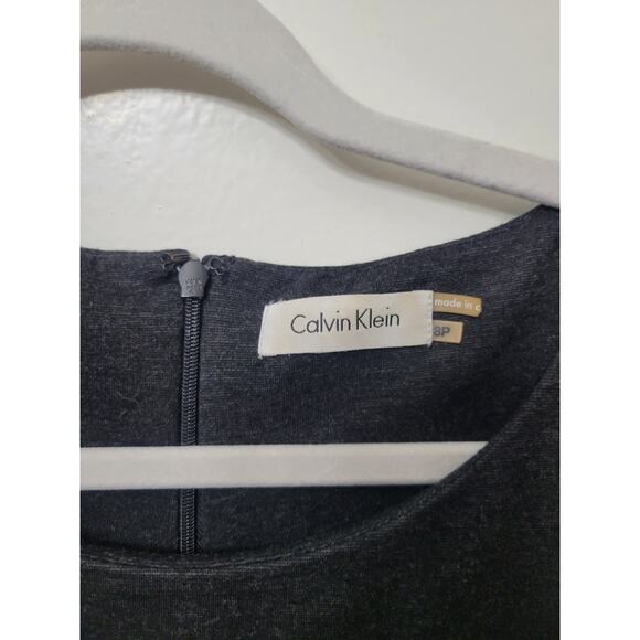 Calvin Klein Gray Knee Length Dress 3/4 Sleeve Round Neck Size 8 Petite Pockets - Picture 2 of 10